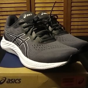 Asics gel-excite 8 running shoes